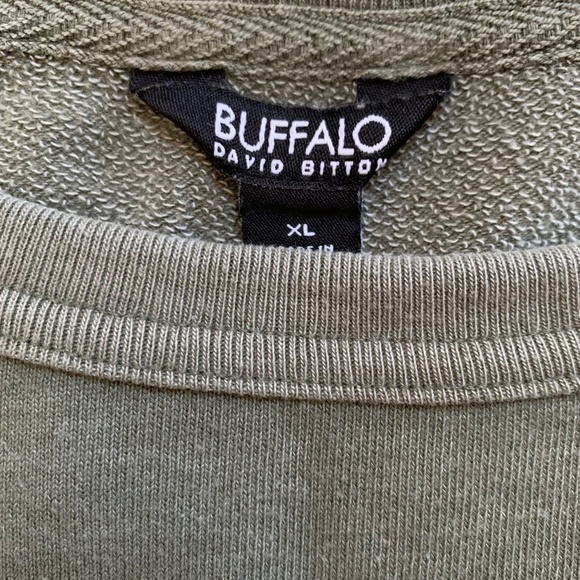 Buffalo David Bitton Washed Out Green Sweatshirt Ruffle Size XL - Picture 4 of 6